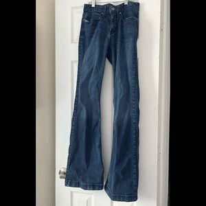 Women’s Cinch jeans